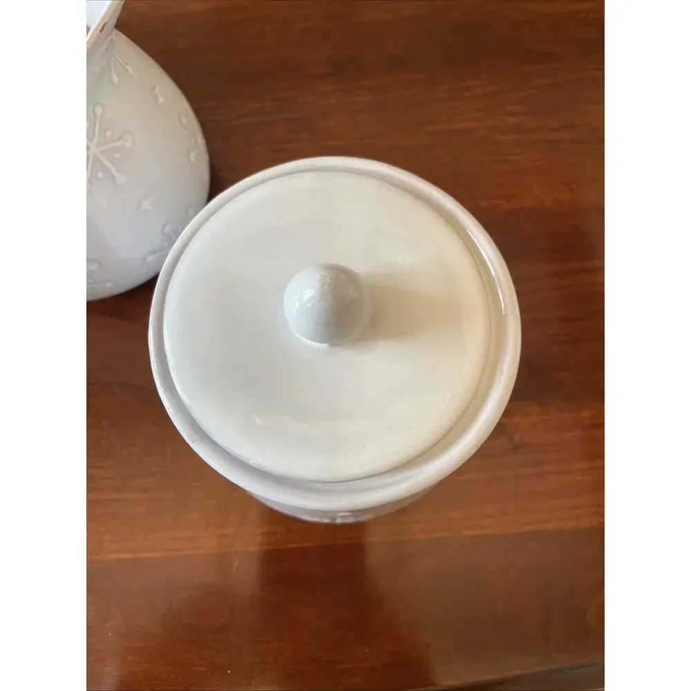 Snowflake Set of 2 Sugar Bowl & Creamer Ceramic Set